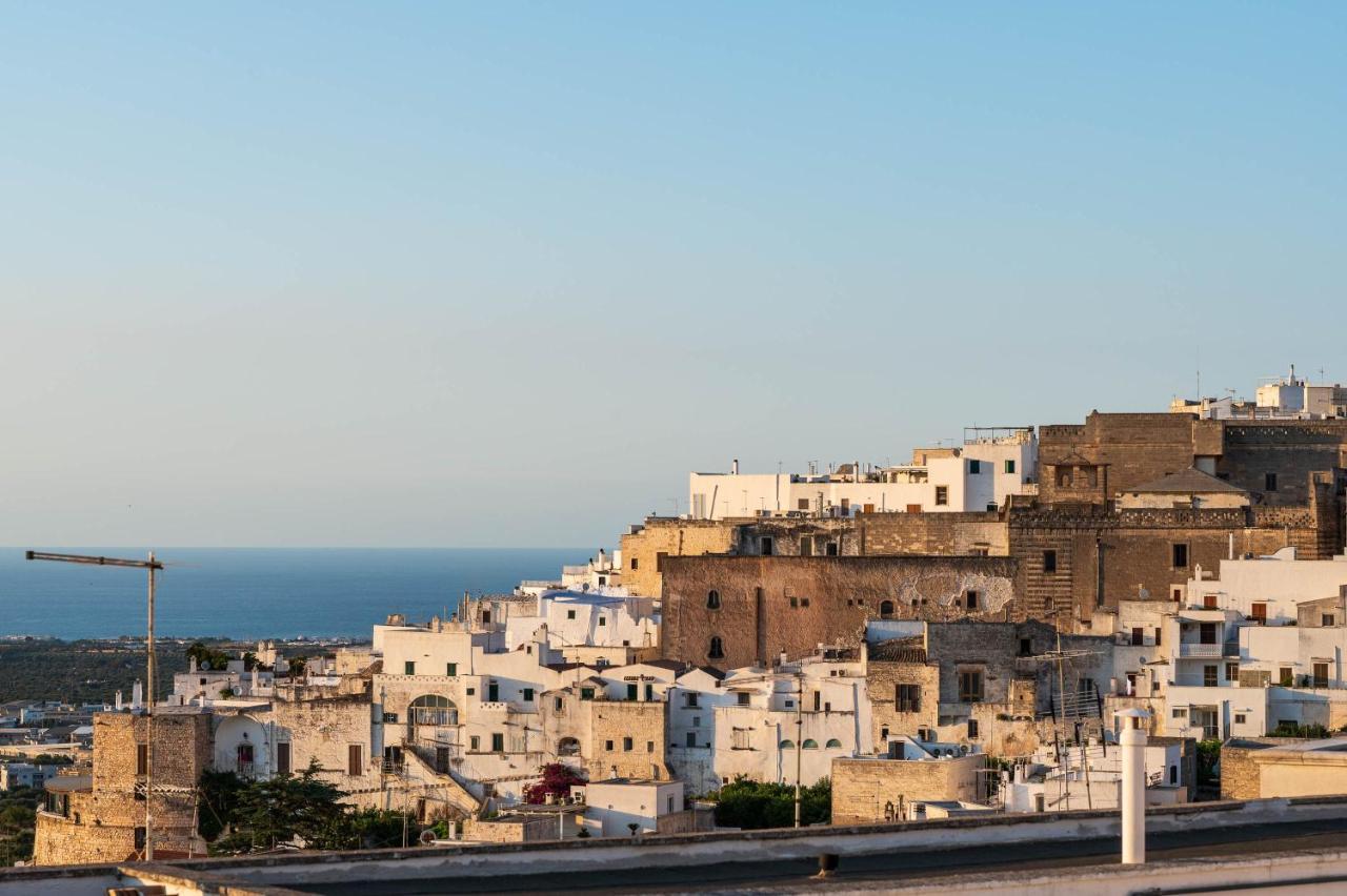 Bianco Sale Holiday Home - Seaview Terraces オストゥーニ エクステリア 写真